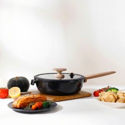 28 MGC черный с глубокой жаркой текстурой кожи
